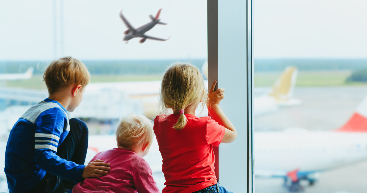 The Ultimate Holiday Travel Hack: Keep Your Kids Healthy & Happy With EllaOla